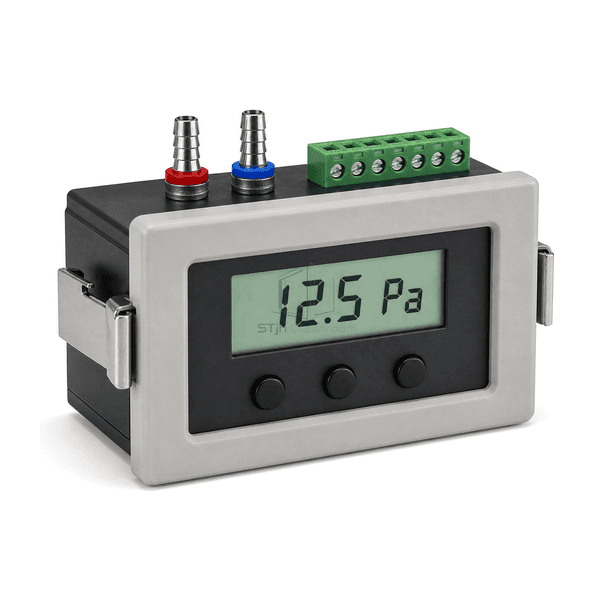 Side view of pressure gauge housing with rear sensor ports and mounting plate